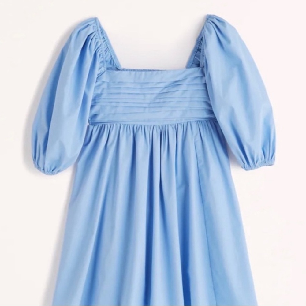 NWOT Abercrombie & Fitch Puff Dress Light Blue